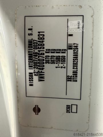 Dodávka s vysokou strechou NISSAN NV300 Kastenwagen L2H2 30t COMFORT