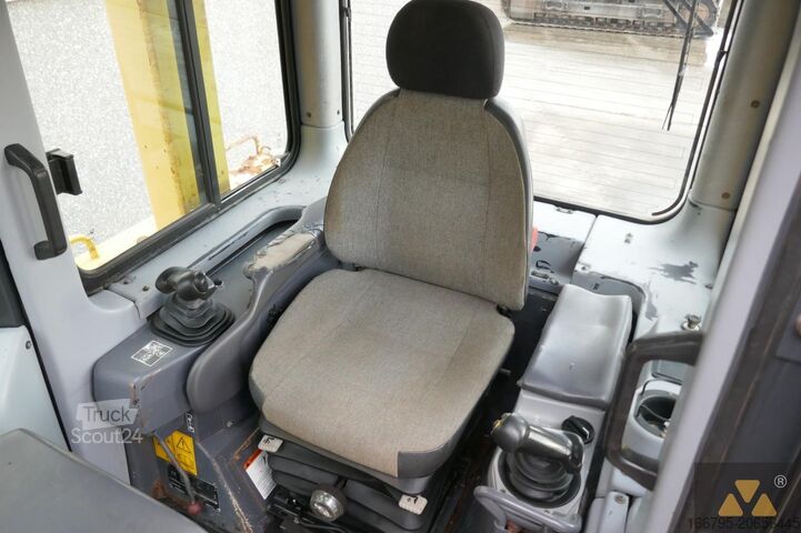 Dozer Komatsu D85PX-15EO