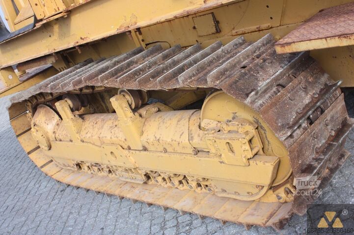 Cauruļu slānis Caterpillar D6E Pipe carrier