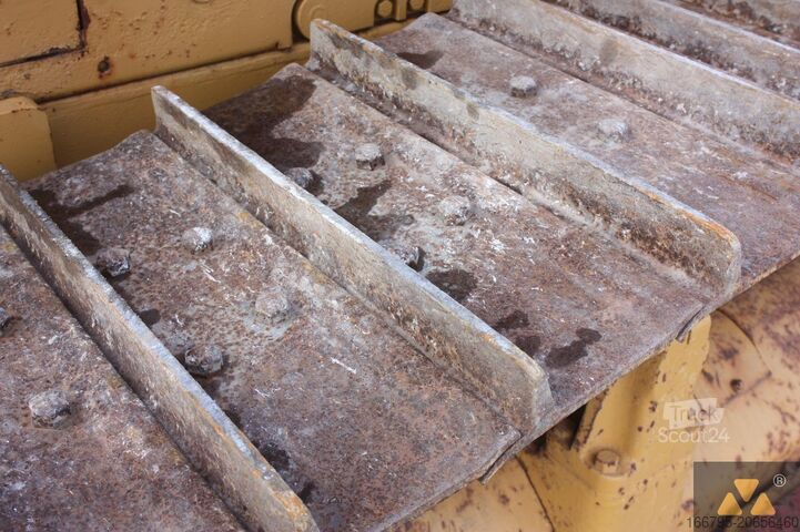 Cauruļu slānis Caterpillar D6E Pipe carrier