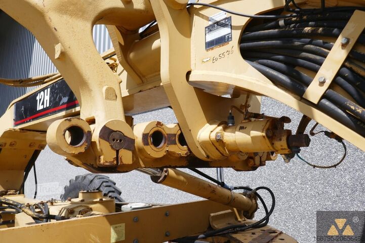 Greideris Caterpillar 12H