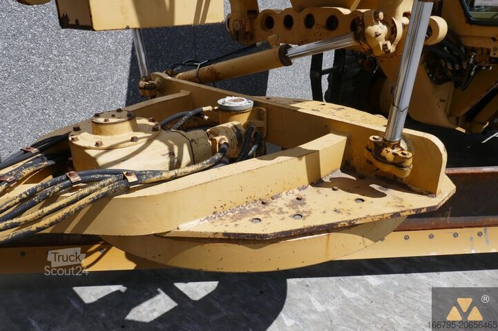 Greideris Caterpillar 12H