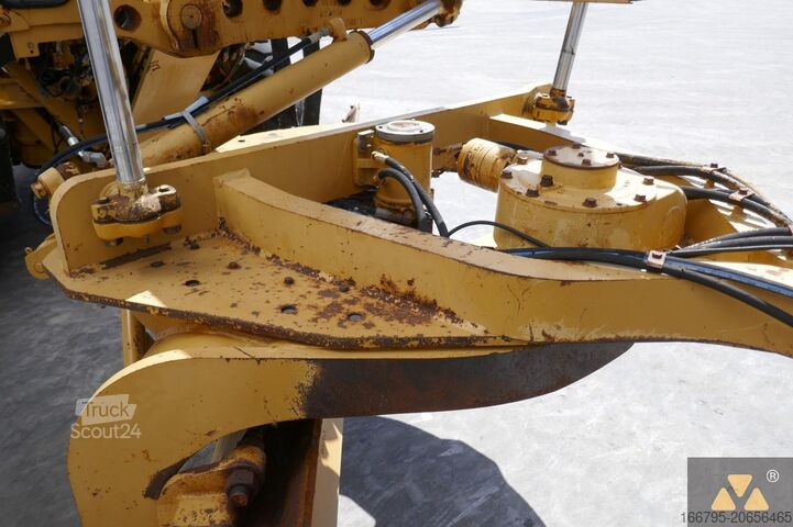 Greideris Caterpillar 12H