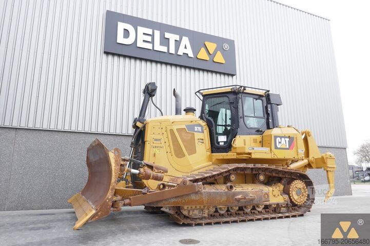 Dozers Caterpillar D7E