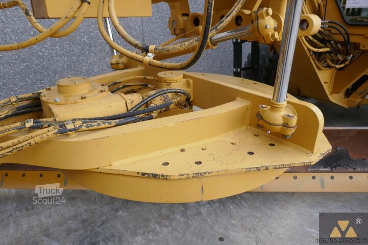 Greideris Caterpillar 140H