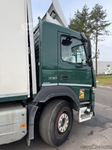βαλίτσα Volvo FM 330 6x2 CLOSED BOX / KOFFER 9m10 - LIFT + ST...