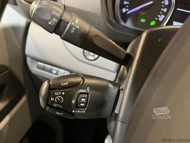 Panelová dodávka Opel Vivaro 2.0 CDTI L3H1 123 PK / Euro 6 / Airco / ...