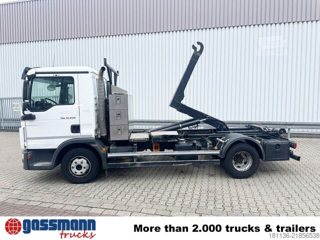 Hákový nosič kontejnerů MAN TGL 12.250 4x2 BL, Palfinger Abroller P 07-25MPA,