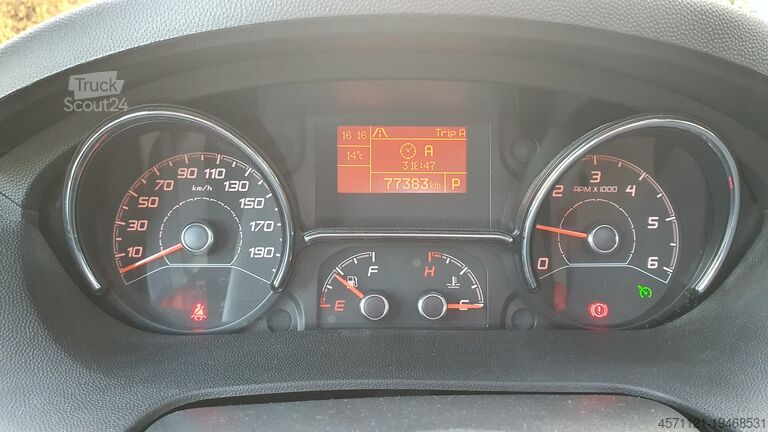 Yarı entegre karavan ADRIA Compact Supreme DL, teilautark