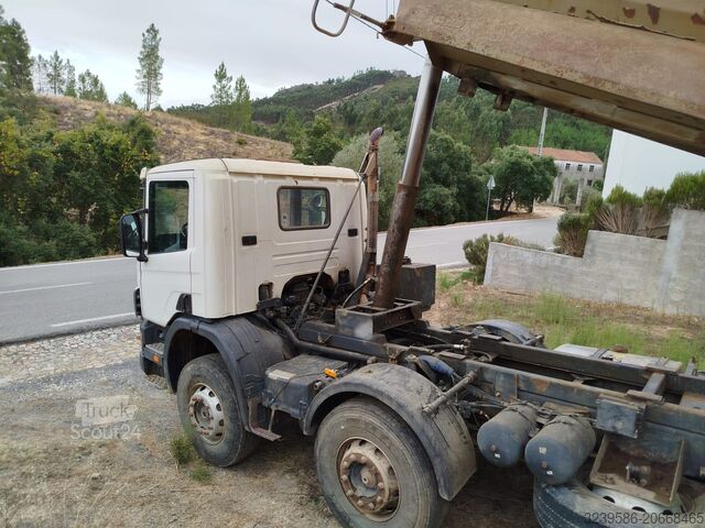 شاحنة قلابة scanea 124/400