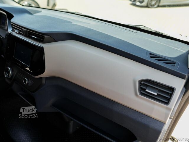 Minibuss Maxus eDeliver 3 L1 H1 50kWh SWB 160 PS 3-phasig Laden