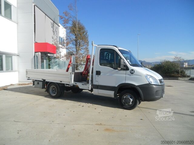 Kranas, PLE ir fiksuota kėbulo platforma Iveco Daily 35