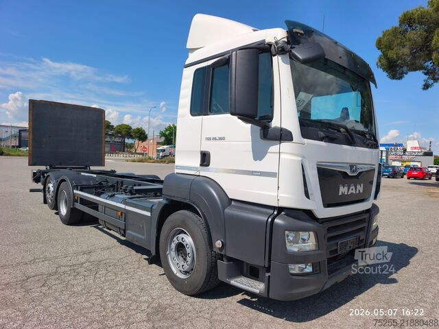 Kuorma-auton runko MAN 26.360 TGS 6X2 EURO 6