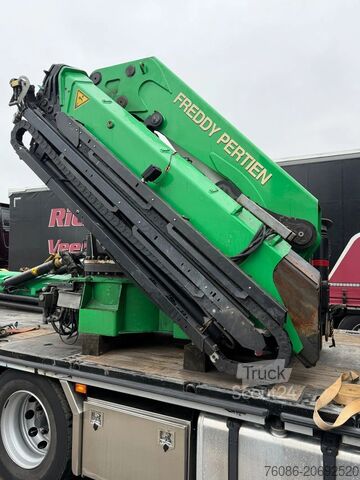 Gru HMF 55 tm met Flyjib