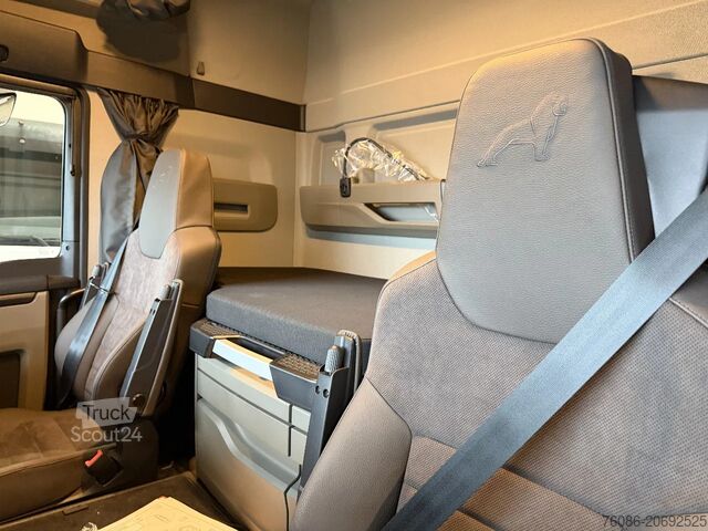 Vrachtwagen met kraan MAN TGS 35.510 IN ARRIVAL/ COMING IN!!! NEW/NEU PAL...