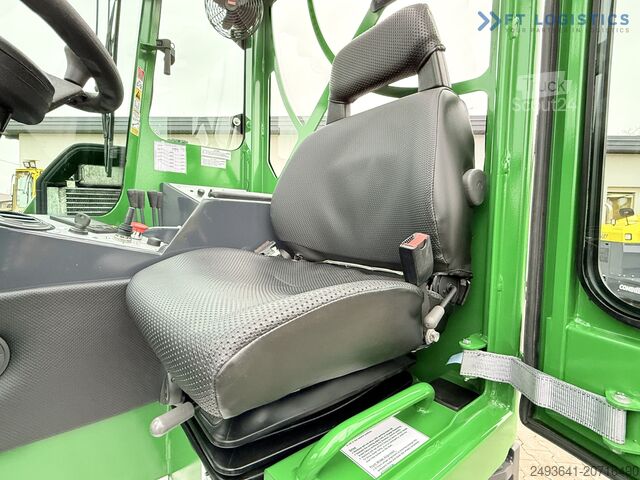 Four-way forklift Combilift C4500 WIDE FORK POSITIONER DIESEL DUPLEX