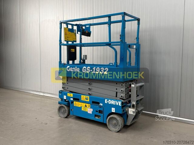 Žirklinis keltuvas Genie GS 1932 E-drive