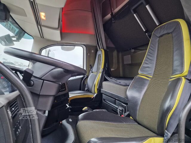 Standaard-SZM Volvo FH 16.750 Globetrotter XL 4x2 - Retarder - I pa...