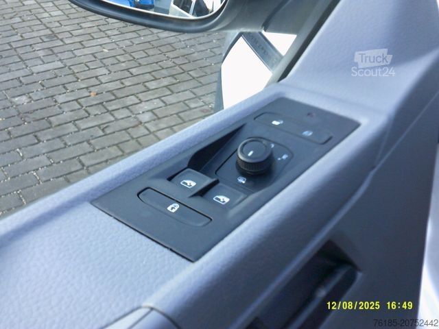 Микробус VOLKSWAGEN T6.1 9-Sitzer-Stoff DSG Getriebe 1. Hand