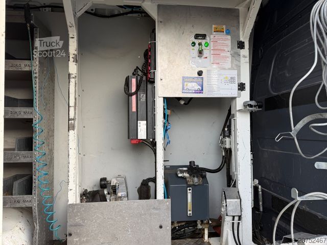 Hoogwerker vrachtwagen MERCEDES-BENZ Sprinter 516 CDI 15m/2-Punkt/Tüv neu/265kg