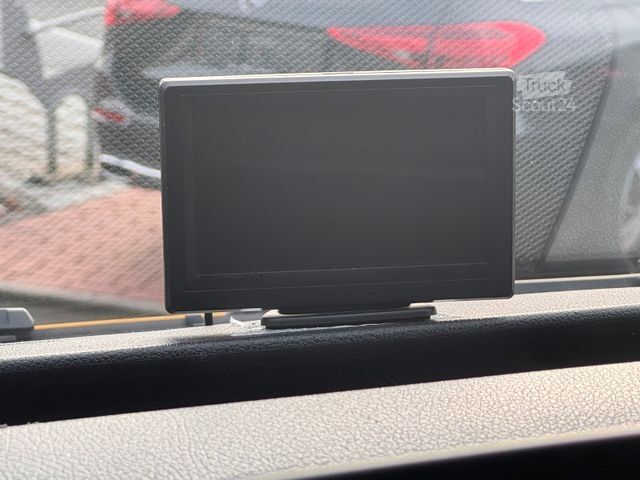 Βαν με ψηλή οροφή MERCEDES-BENZ eSprinter 312 DHL Regal KEP-Ausbau