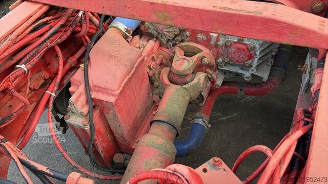 Standard-SZM MAN TGA 18.480 (POMPE MANUELLE / MANUAL PUMP / MANU...