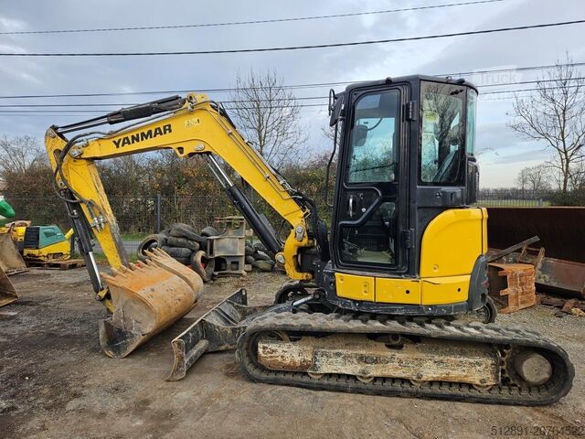 حفارة صغيرة Yanmar VIO 50-6A