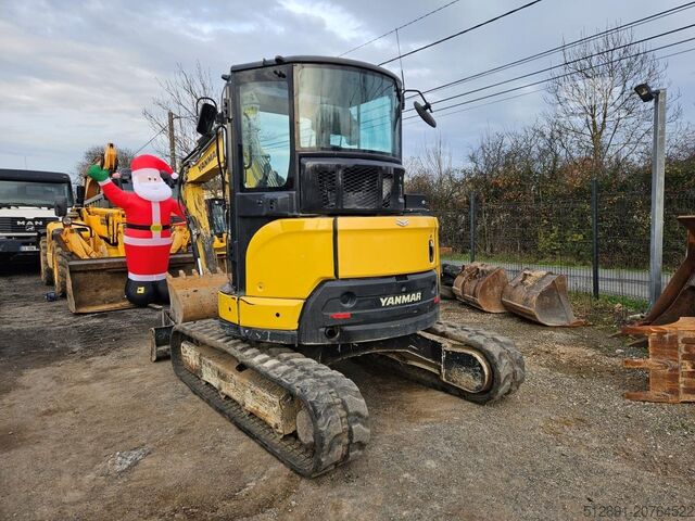 حفارة صغيرة Yanmar VIO 50-6A