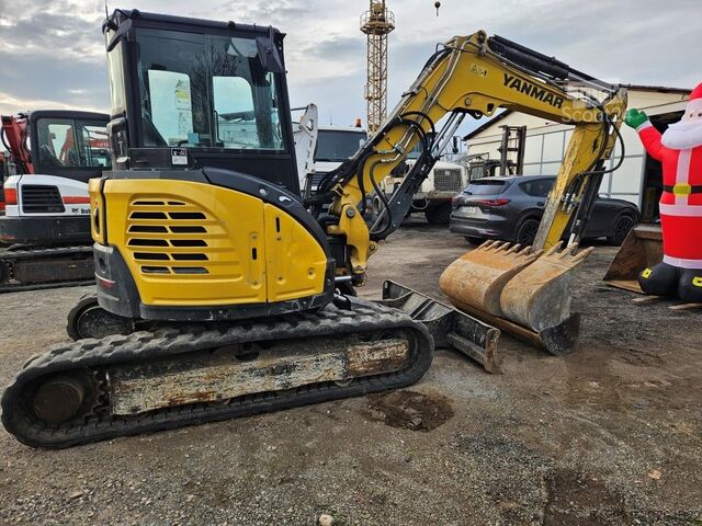 حفارة صغيرة Yanmar VIO 50-6A