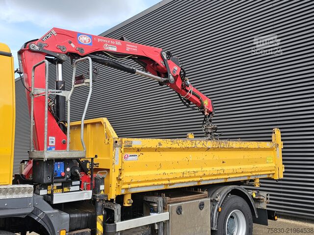 Volquete con grúa MAN TGM 18.250 4x4 BB / CRANE + 3 SIDE TIPPER