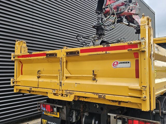 Volquete con grúa MAN TGM 18.250 4x4 BB / CRANE + 3 SIDE TIPPER