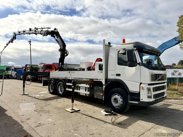 Yükleme platformu Volvo FM 300 6x4 + (25.8m!) PRITSCHE + KRAN HIAB 245 ...