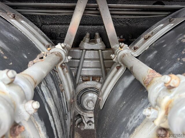 Yükleme platformu Volvo FM 300 6x4 + (25.8m!) PRITSCHE + KRAN HIAB 245 ...