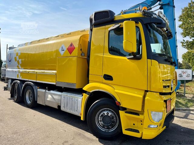 Camion-citerne Mercedes-Benz ANTOS 2632 6x2 FUEL TANKER 16.000L - 4 COMP - D...