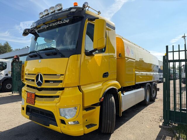 Camion-citerne Mercedes-Benz ANTOS 2632 6x2 FUEL TANKER 16.000L - 4 COMP - D...