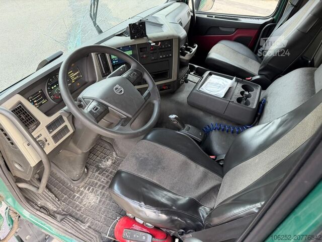 Bavul Volvo FM 330 6x2 CLOSED BOX / KOFFER 9m10 - LIFT + ST...