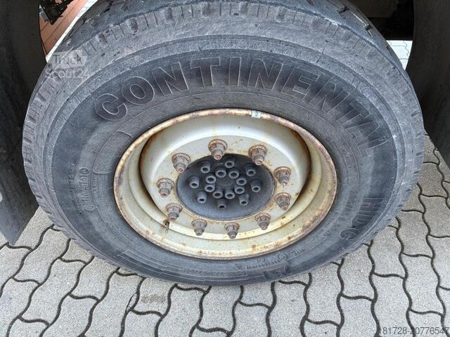 Autre Mercedes-Benz Unimog U 427 mit Mulag Kombinationmähwerk MKM 700