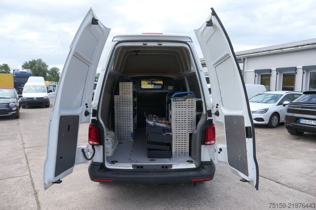Furgão de painéis Volkswagen T6.1 Transporter 2.0 TDI 4Motion Hochdach Lang Klima Flügeltür Standheizung Regaleinbau