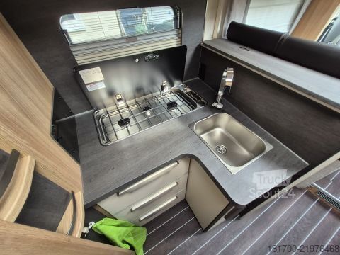 Yarı entegre karavan Knaus Sky TI 700 MEG * TraumMobil*IC Line*4000kg