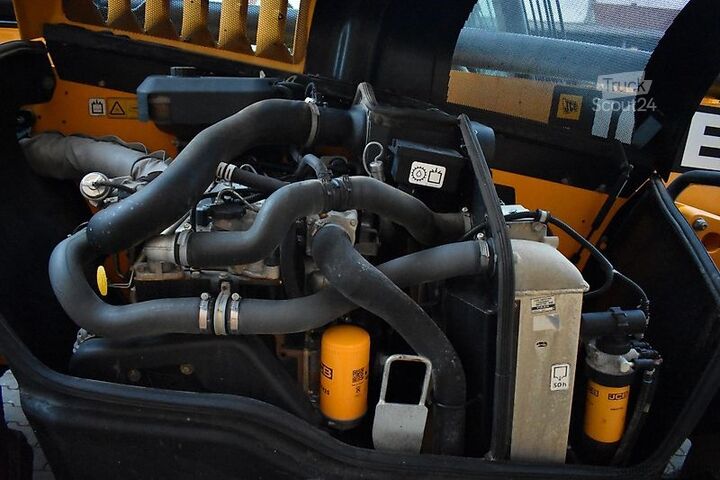 Teleskopinis krautuvas JCB 535-95, Joystick