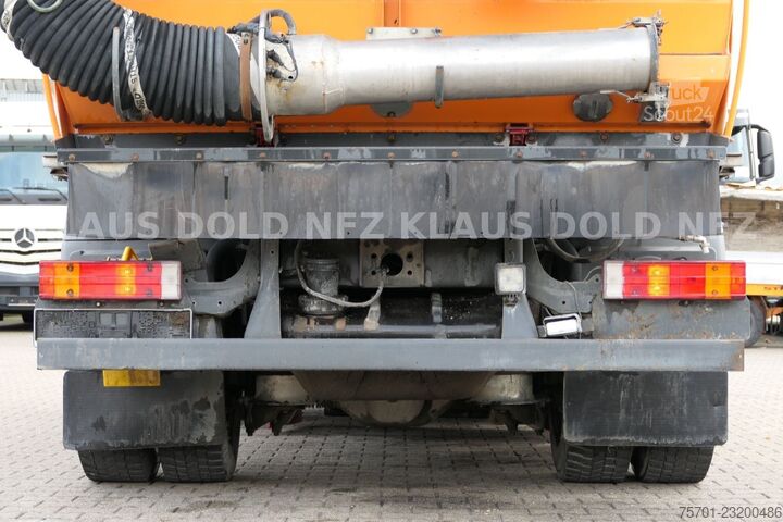 Ielu tīrīšanas mašīna MERCEDES-BENZ Atego 1324 Straßenkehrmaschine Bucher
