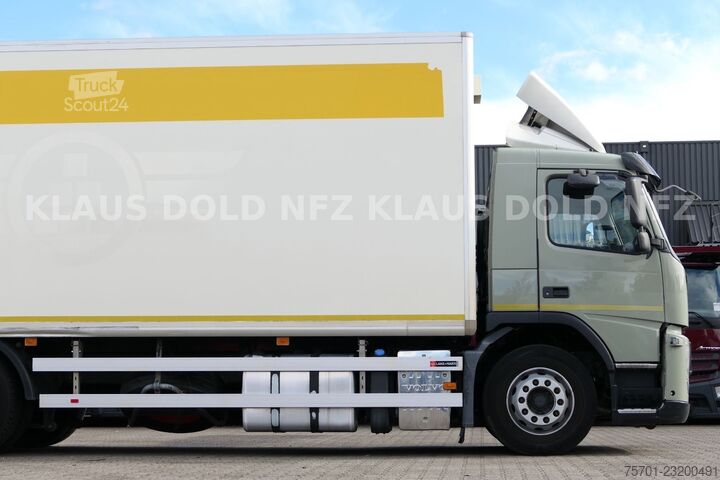 Kastes kravas automašīna VOLVO FM 330 Koffer Vollluft LBW Kamera Euro 5