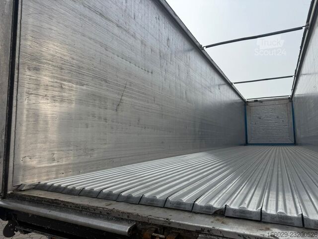 Semitilhenger med walking floor KNAPEN K200 Schubboden 92m³ XHDI 15 Bretter Top Zustand