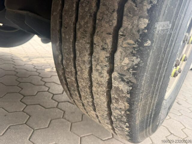 Semitilhenger med walking floor KNAPEN K200 Schubboden 92m³ XHDI 15 Bretter Top Zustand
