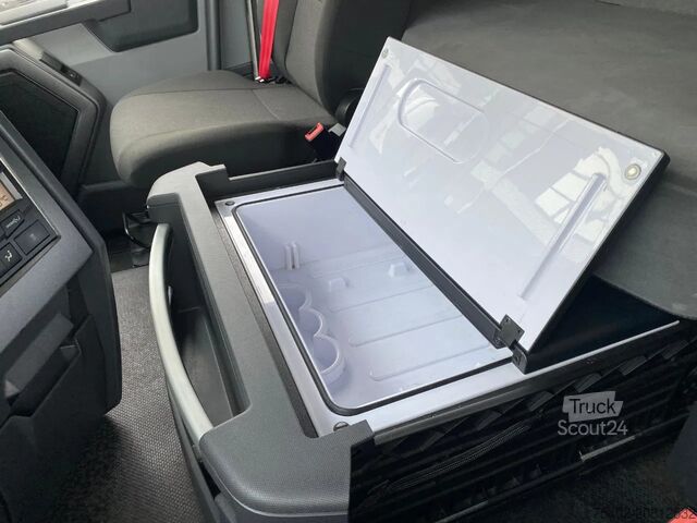 Standard-SZM Renault T460 / Retarder / Stand Airco / 2x Tank