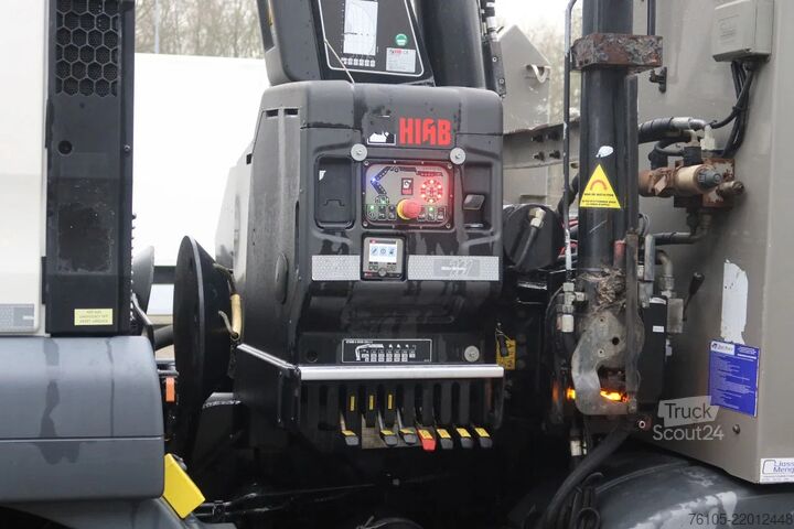 Bestelwagen autodrager MAN TGS 35.360 8x2 Oprijvrachtwagen + Hiab 228 E3