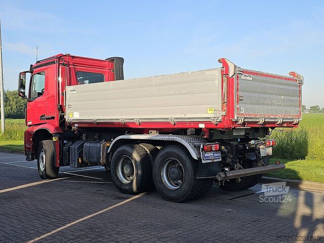 Volquete de 3 lados MERCEDES-BENZ ACTROS 2645 6X4 RETARDER 151TKM