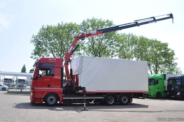Vrachtwagen met kraan MAN TGX 26.480 XXL 6X2 HMF 2620 CRANE + BDF BODY + ...