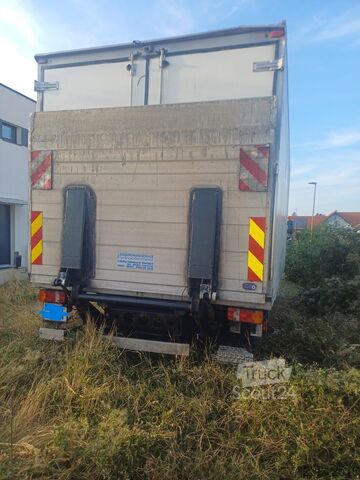 Hladilni tovornjak MAN TGL 12.210 Kühlwagen