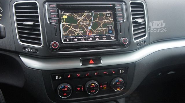 Mikroautobuss VOLKSWAGEN Sharan Comfortline BI-Xenon 7 Sitzer 135KW/183PS